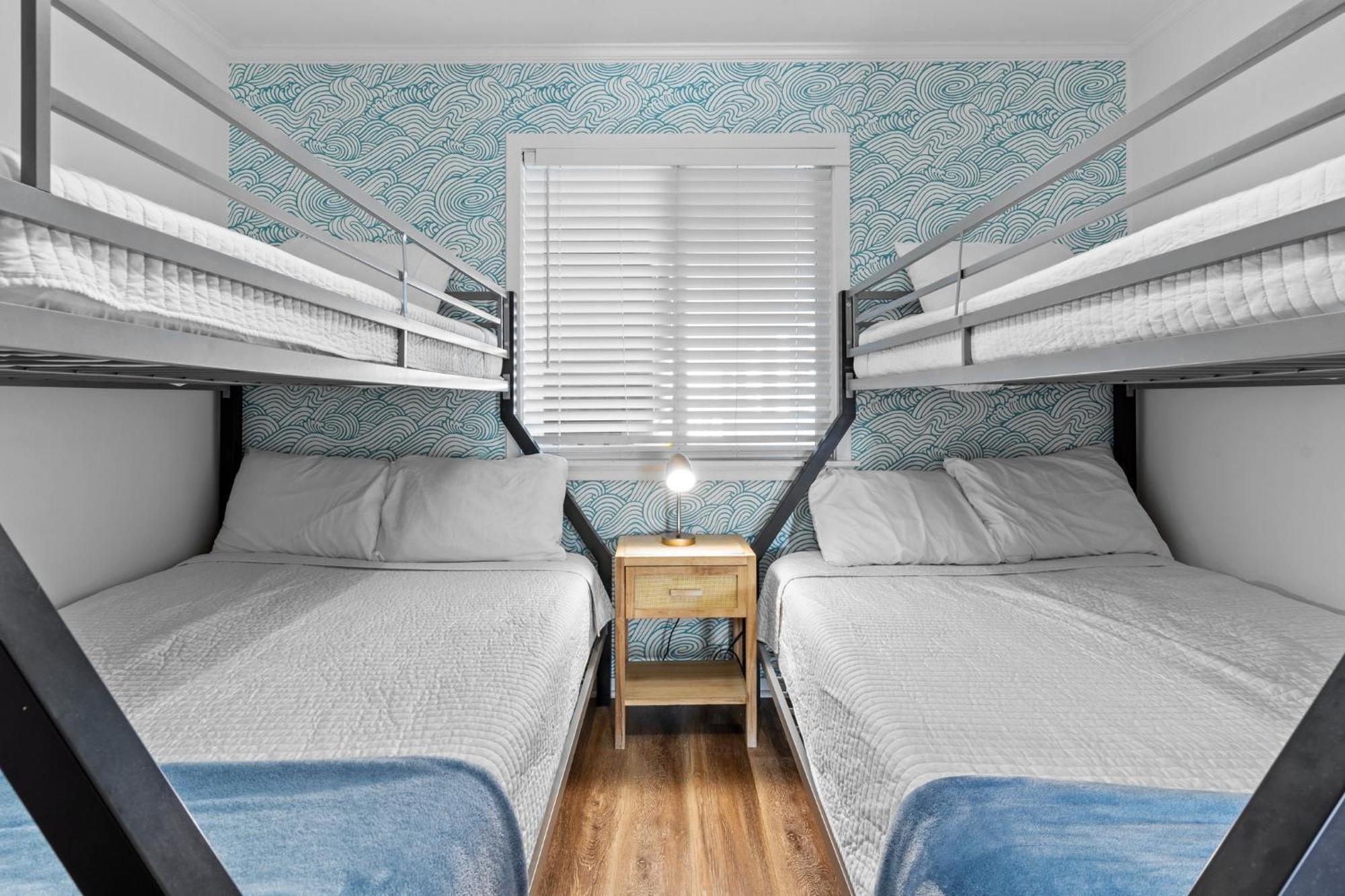 Hang Ten Hideaway, Pool, Condo, Parking - 6 Person Max Occupancy Carolina Beach Luaran gambar