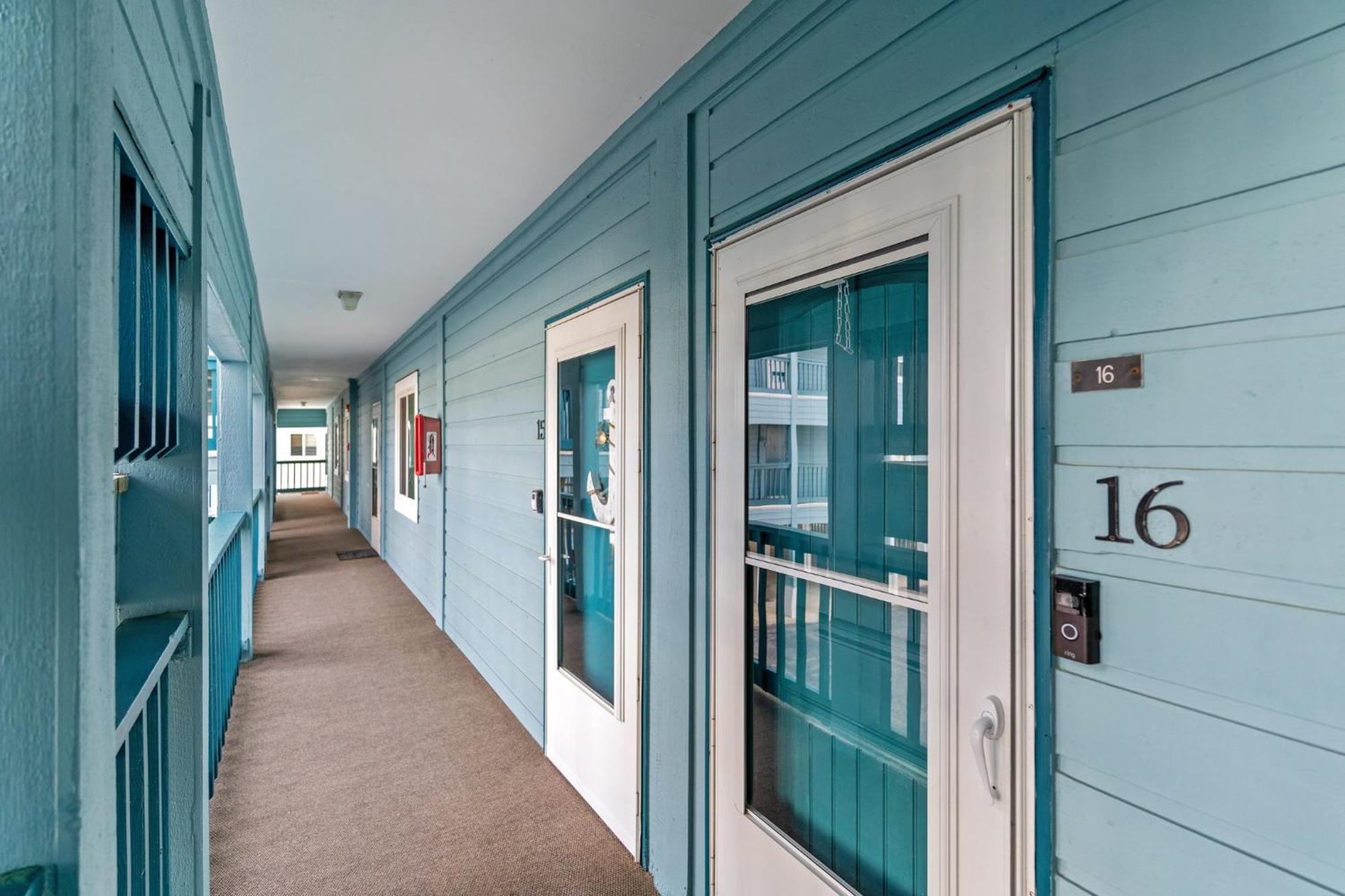 Hang Ten Hideaway, Pool, Condo, Parking - 6 Person Max Occupancy Carolina Beach Luaran gambar