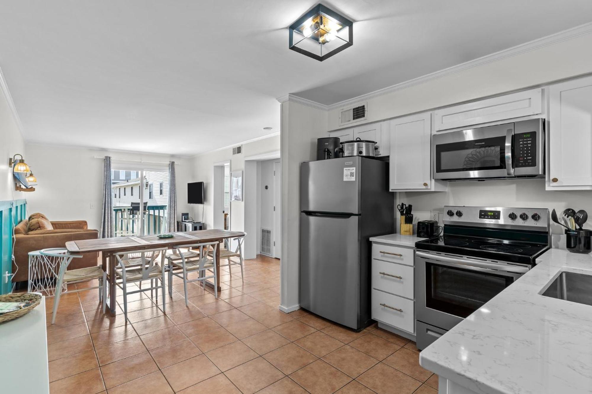 Hang Ten Hideaway, Pool, Condo, Parking - 6 Person Max Occupancy Carolina Beach Luaran gambar